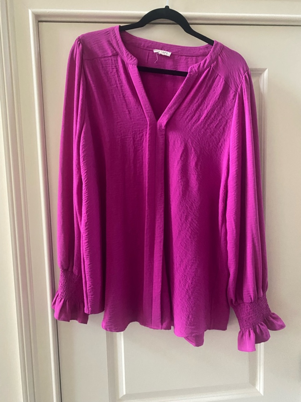 JODIFL Magenta Long-Sleeve V-Neck Blouse